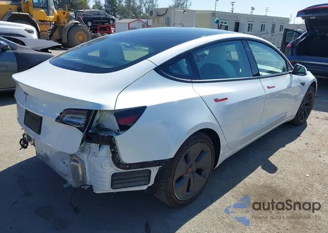 2022 Tesla Model 3 Rear-Wheel Drive из США, поврежденный, VIN 5YJ3E1EA5NF251126